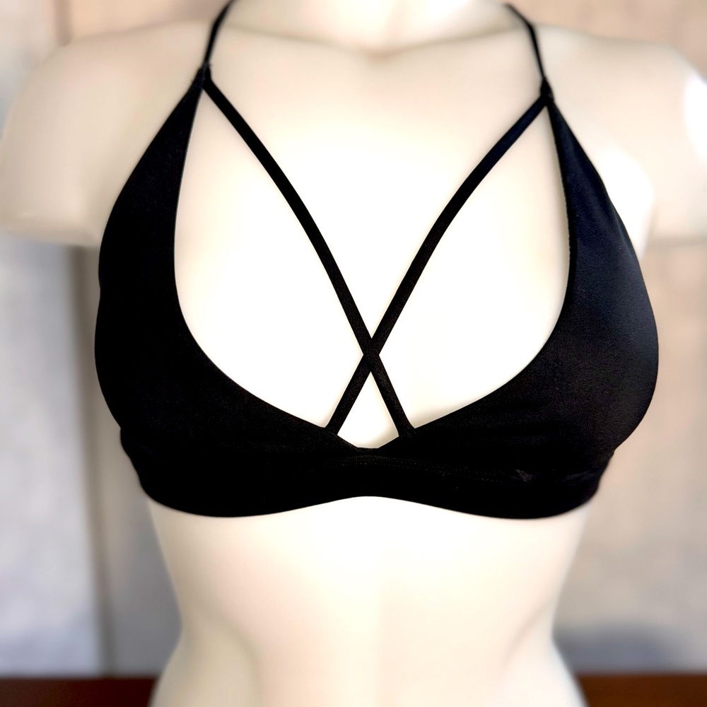 NWOT S SMALL Victorias Secret Sport cross cross from t back black top